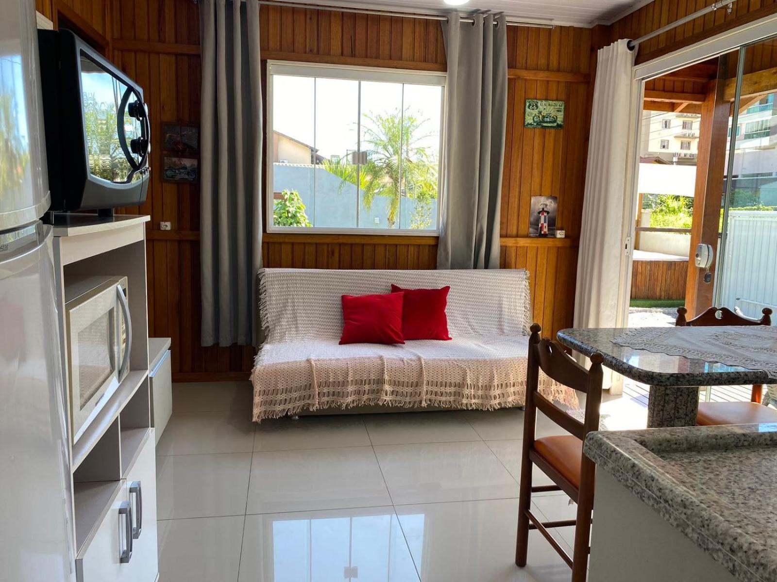 Residencial Com Piscina Possui Jacuzzi Aquecida Com Hidromassagem Villa Bombinhas Bagian luar foto