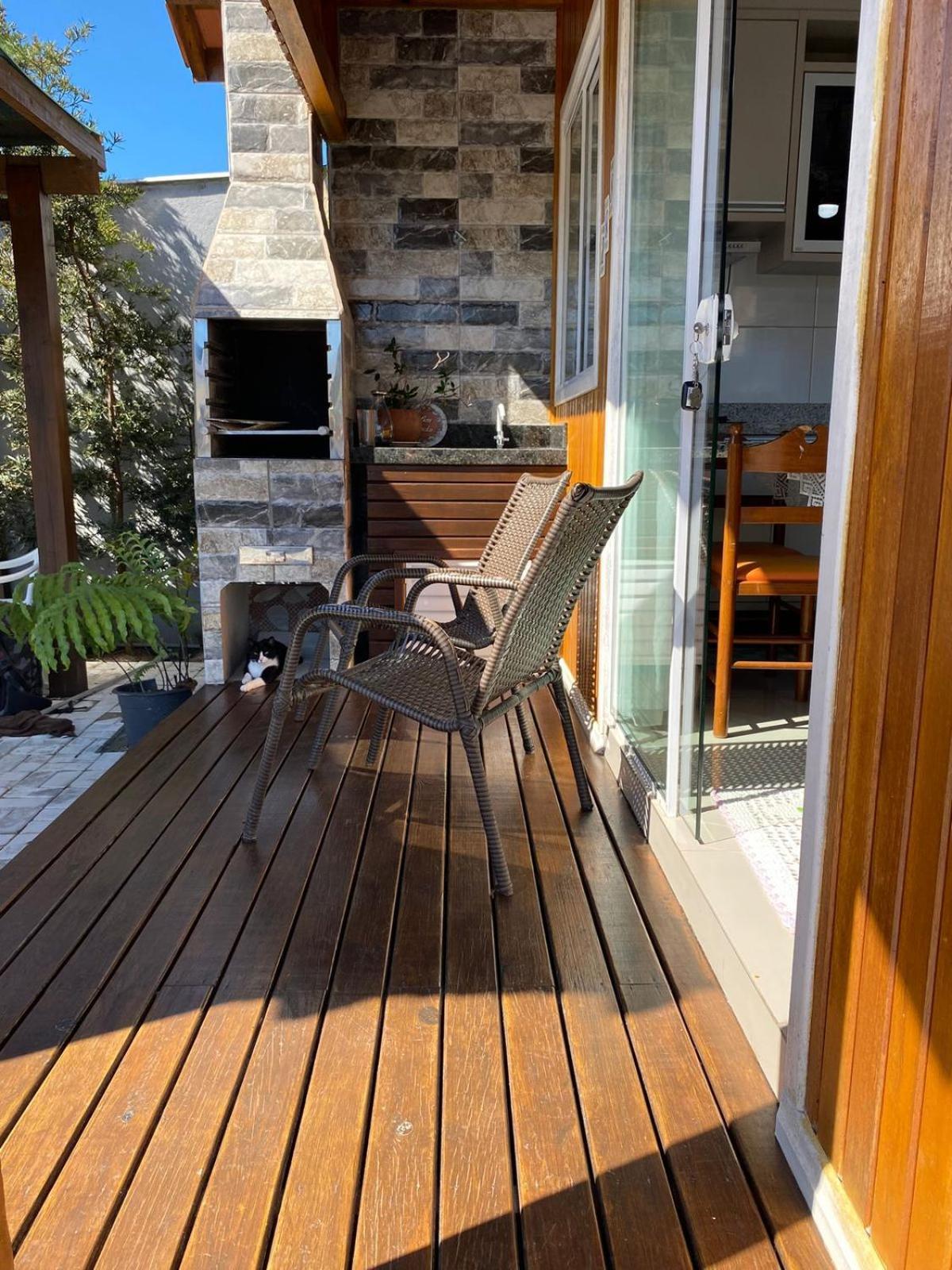 Residencial Com Piscina Possui Jacuzzi Aquecida Com Hidromassagem Villa Bombinhas Bagian luar foto