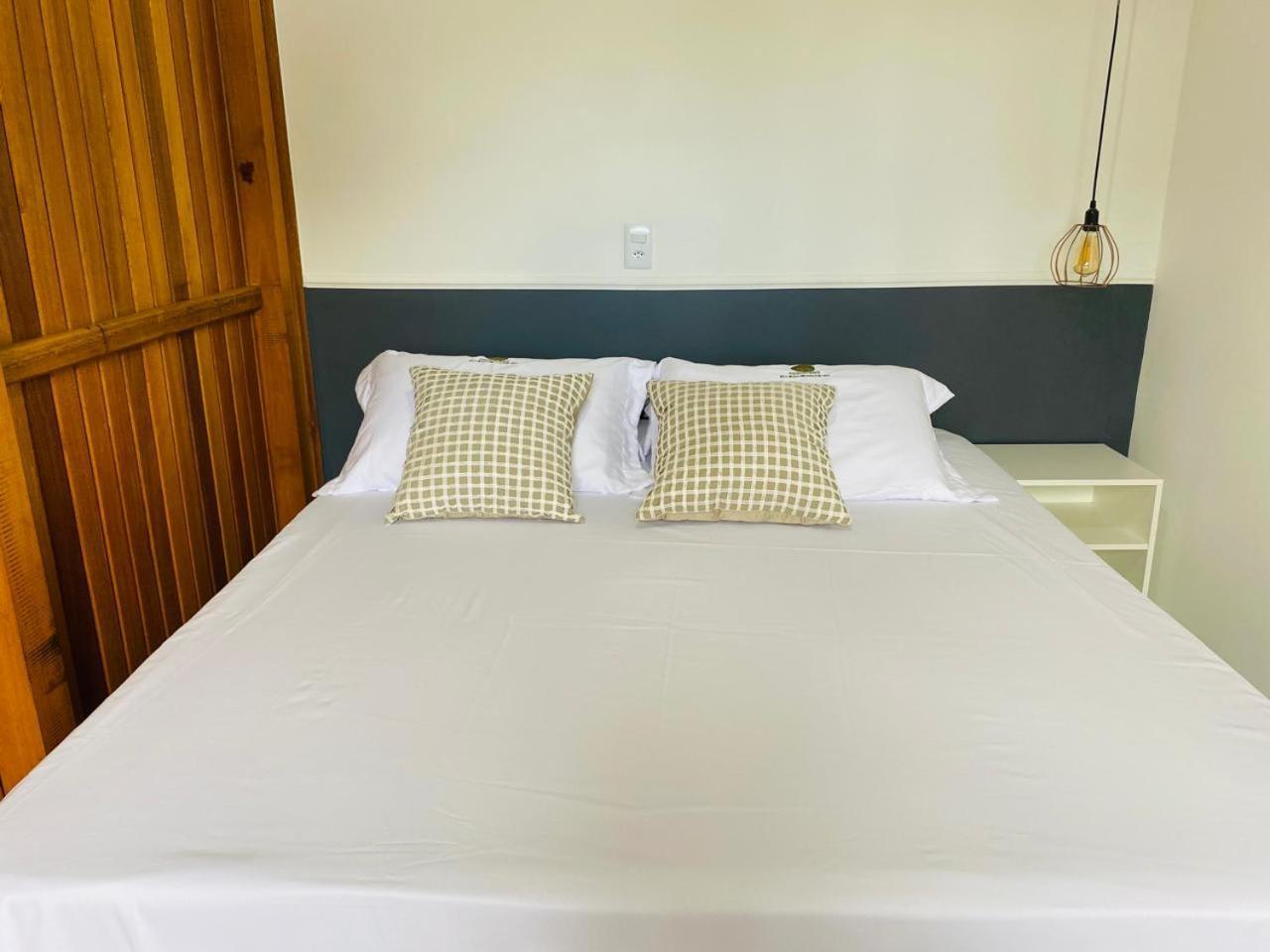 Residencial Com Piscina Possui Jacuzzi Aquecida Com Hidromassagem Villa Bombinhas Bagian luar foto