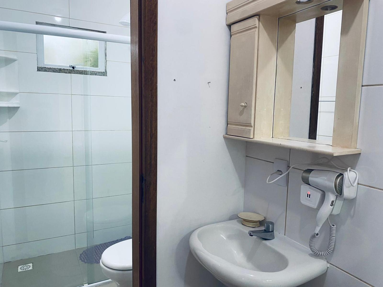 Residencial Com Piscina Possui Jacuzzi Aquecida Com Hidromassagem Villa Bombinhas Bagian luar foto